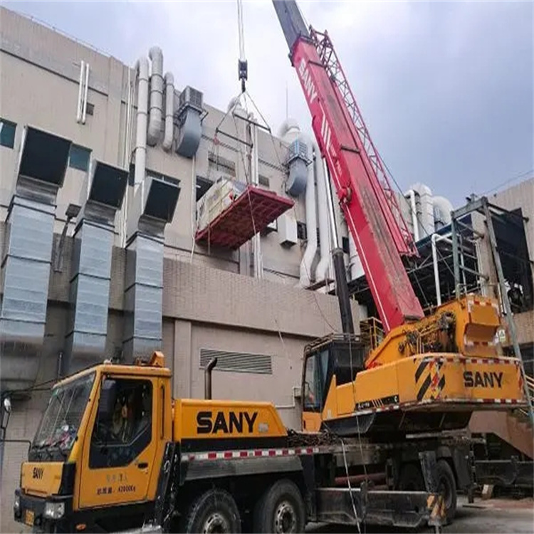 天柱租赁大型汽车吊，助力工程项目高效进行